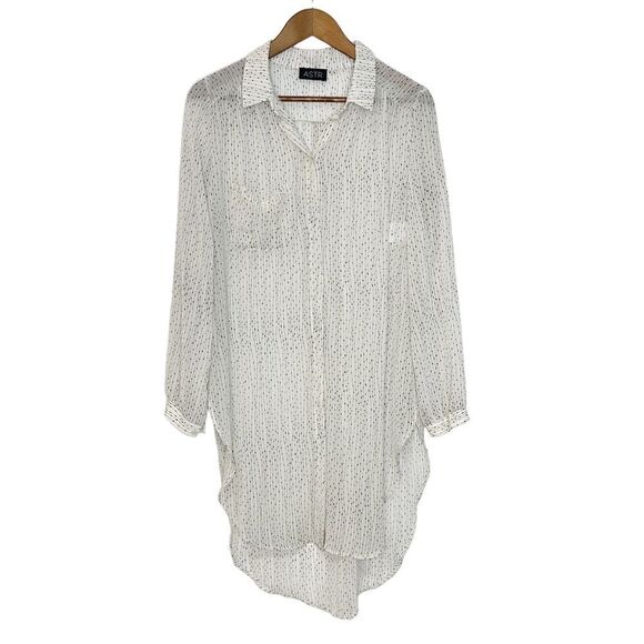 ASTR Button Down Top White Print Tunic Size Medium - Picture 3 of 13